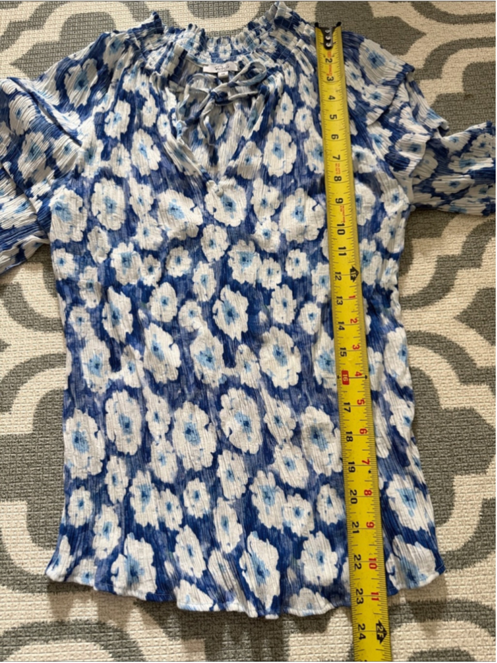 Rails Paris Top womens XS blue floral print crepey material tiered sleeve blouse - Picture 5 of 8